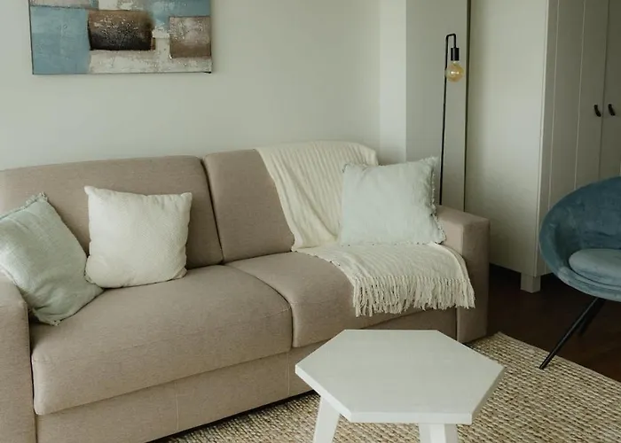 Stylish With Stunning Ocean Views Apartmán *